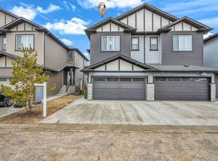 1703 16th Ave NW #32, Edmonton, AB T6T2C3