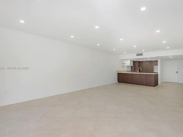 8855 Collins Ave #6E — Photo 7
