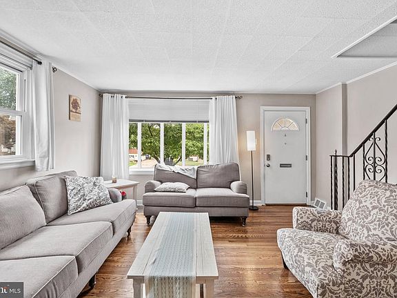 5th image of 7645 Burholme Ave