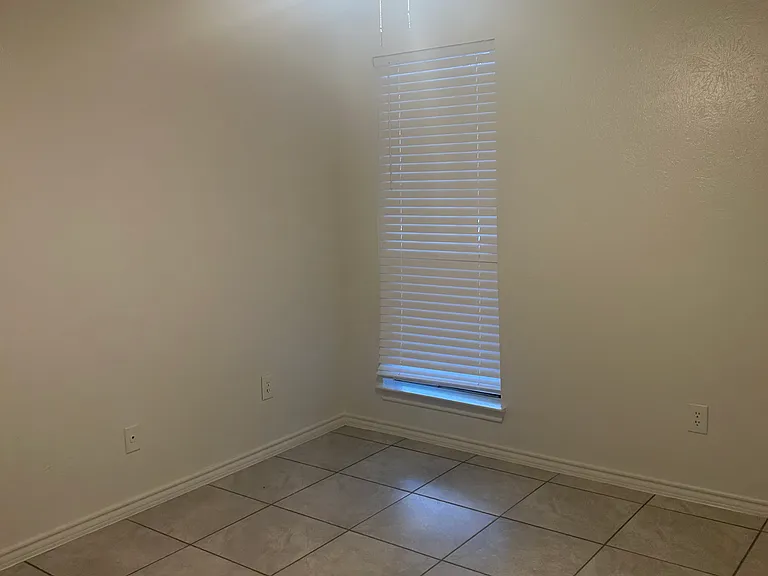 8832 Saint Thomas Cir — Photo 16