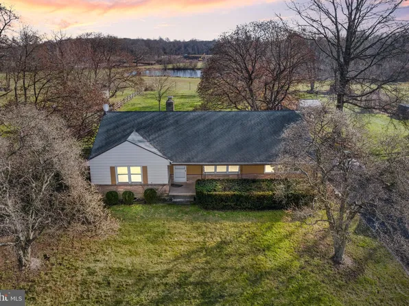 1632 Reed Rd, Pennington, NJ 08534