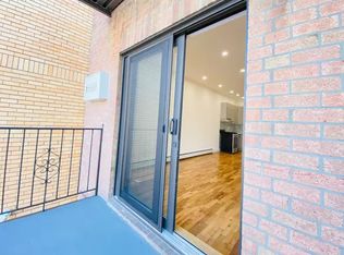 112 Clay St #1B, Brooklyn, NY 11222