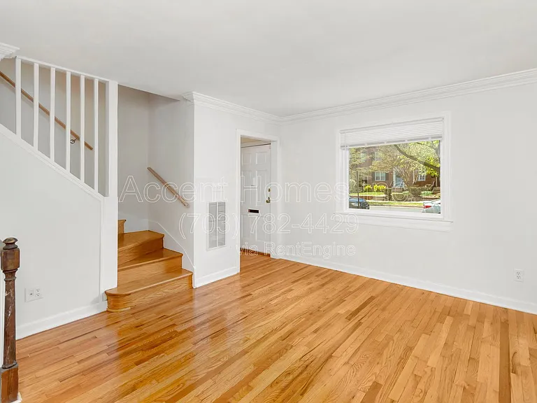 712 S Alfred St — Photo 2