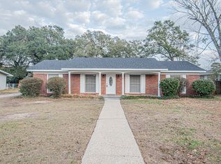 4361 Montclair Cir E, Mobile, AL 36693