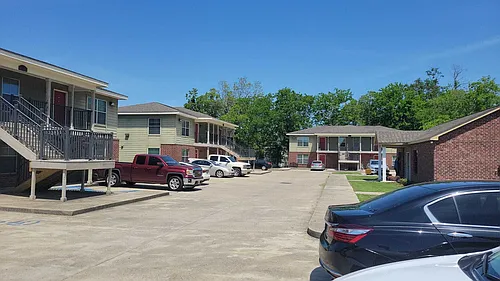 5500 Louisiana #75 Photo 1