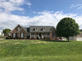 6539 Welborn Ridge Ct, Thomasville, NC 27360