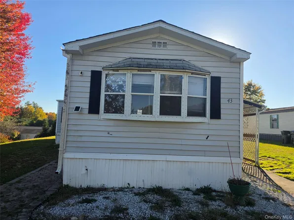 43 Ponderosa Rd,, Bloomingburg, NY 12721