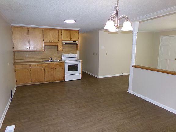 4th image of 169 Danritch Dr
