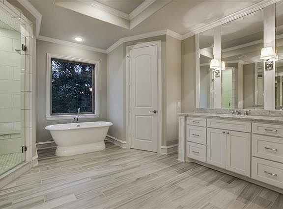 5th image of 6942 La Vista Dr