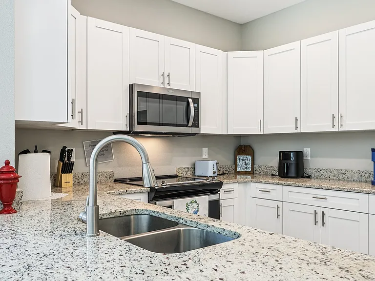 1108 Fox Lake Dr — Photo 17