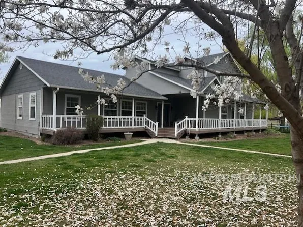 9022 Highway 44, Middleton, ID 83644