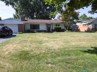 4009 Rose Garden Dr, Toledo, OH 43623