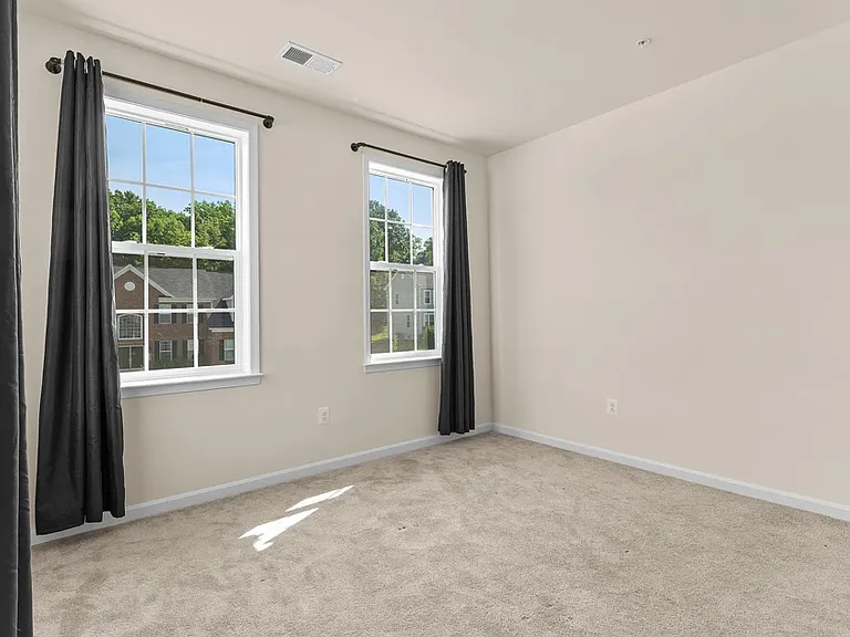 9309 Blanchard Dr — Photo 31