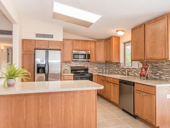 4th image of 7612 N Lundberg Dr