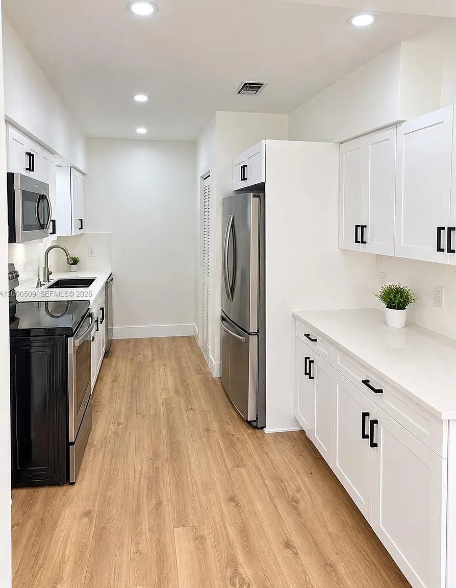 Guava Groves Estates — Photo 4