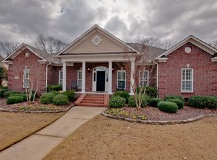 3115 Longshadow Way SE, Owens Cross Roads, AL 35763
