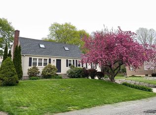 4 Burke St, Groveland, MA 01834