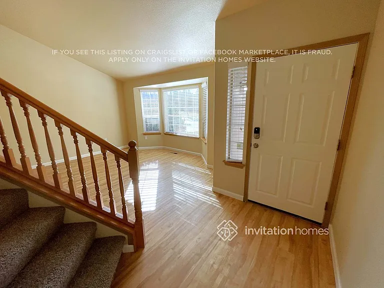 9111 189th St E — Photo 2