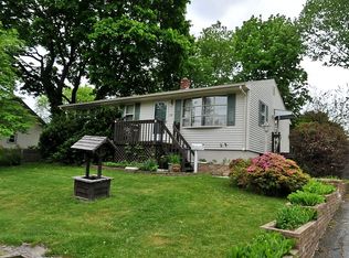 15 Plante Ct, West Warwick, RI 02893