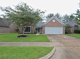 4905 Campbell Dr, Pearland, TX 77584