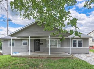 12809 E Bowen St, Independence, MO 64055