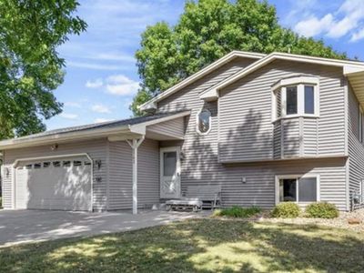9762 Monticello Ln N, Maple Grove, MN, 55369