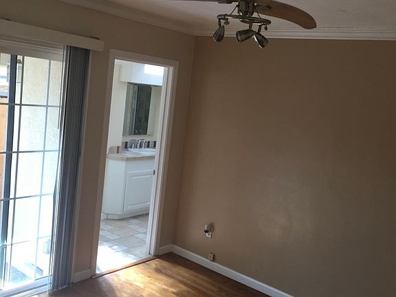 4th image of 6321 49th St