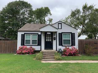 2329 N Chandler Dr W, Fort Worth, TX 76111