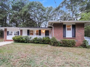 900 Creekdale Dr, Clarkston, GA 30021