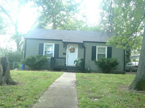 113 SW Hillside Dr, Topeka, KS 66611