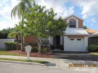 539 Clermont Ct, Weston, FL 33326