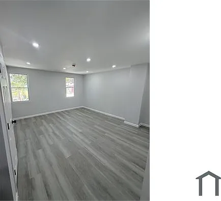 27 Targee St — Photo 1
