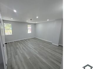 27 Targee St, Staten Island, NY 10304