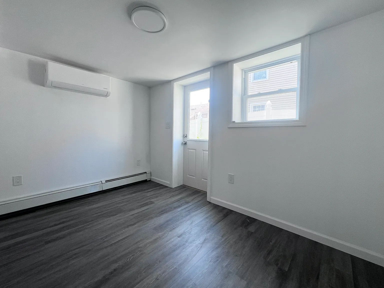 11 Parker St — Photo 3