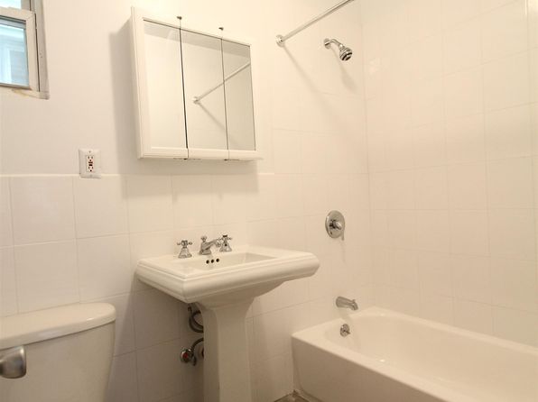 jersey-city-new-jersey-38905411 picture