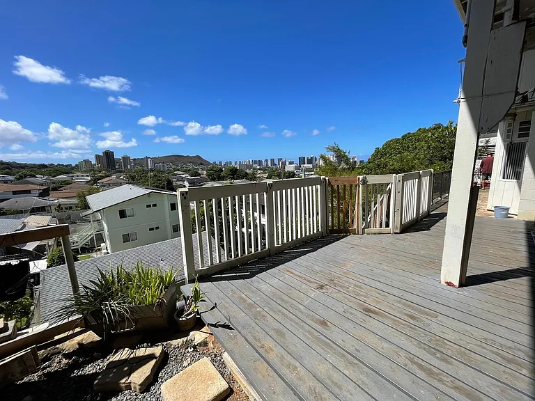 2133 Malino Pl — Photo 13