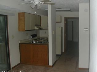 916 Stewart St APT 12, Morgantown, WV 26505