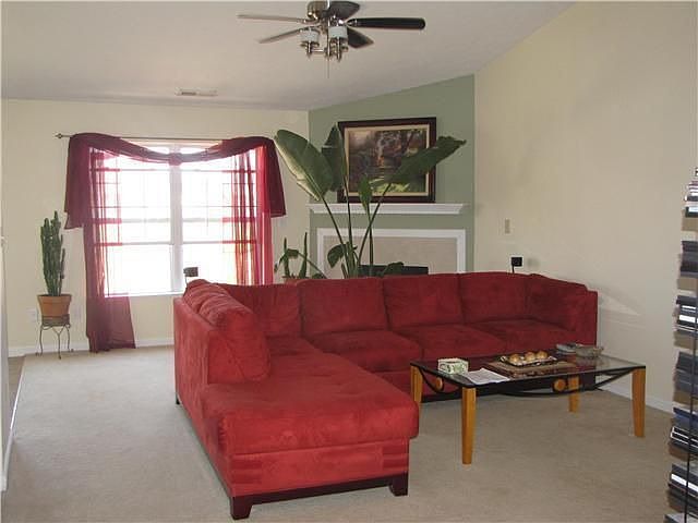 2nd image of 6106 Arrowhead Dr