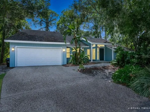 847 Hampton Wood Ct, Sarasota, FL 34232