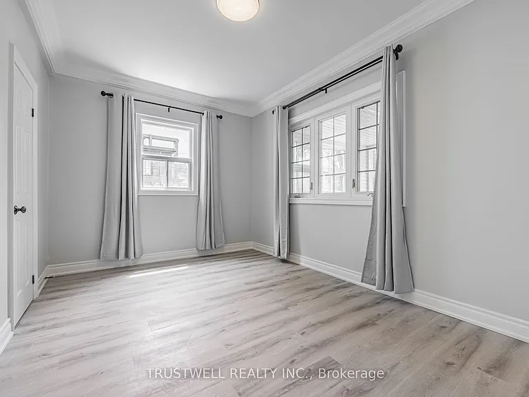 90 Galt Ave #A — Photo 10