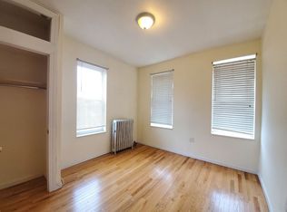 31-83 30th St #2F, Astoria, NY 11106