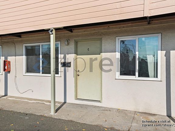 3rd image of 2622 20th St APT C