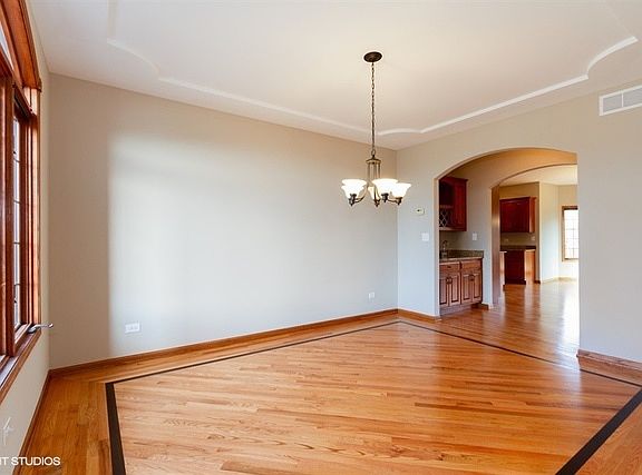 3rd image of 8316 Brookhaven Dr