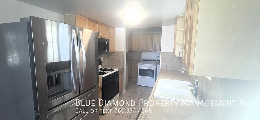 241 Delphinium St