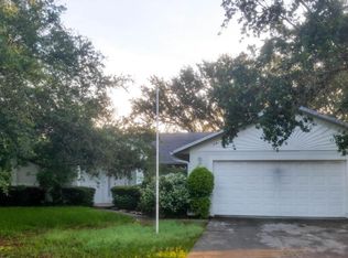140 Oak Grove Ln, Merritt Island, FL 32952