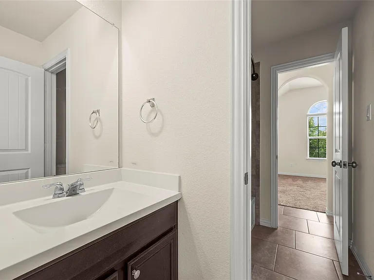3665 Bainbridge St — Photo 34