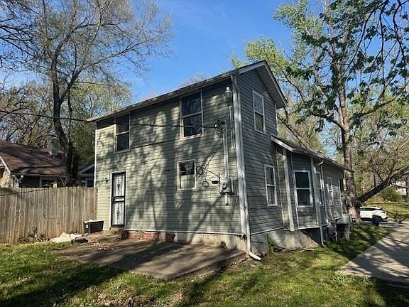 2nd image of 6724 Agnes Ave