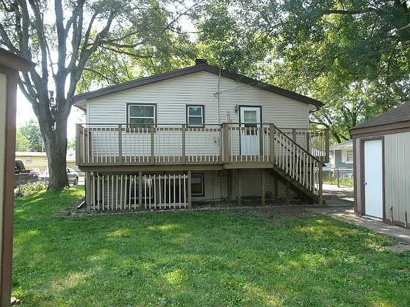 2nd image of 612 Santa Fe Ave