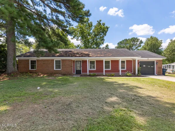 308 Greenbriar Drive, Jacksonville, NC 28546