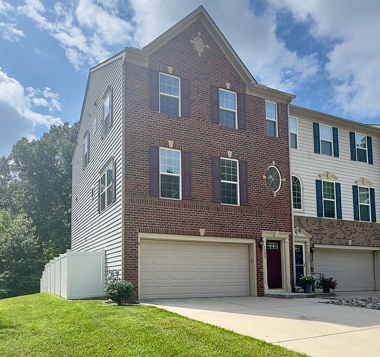 1st image of 1302 Dickinson Ct